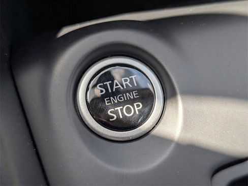 New 2025 Nissan Kicks Play S image 21