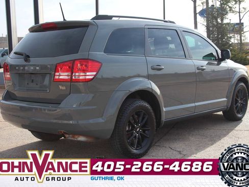 Used 2020 Dodge Journey SE w/ Blacktop Package image 10