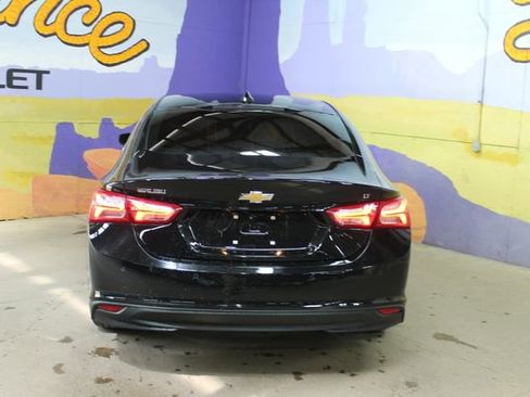 Used 2022 Chevrolet Malibu LT FWD image 7