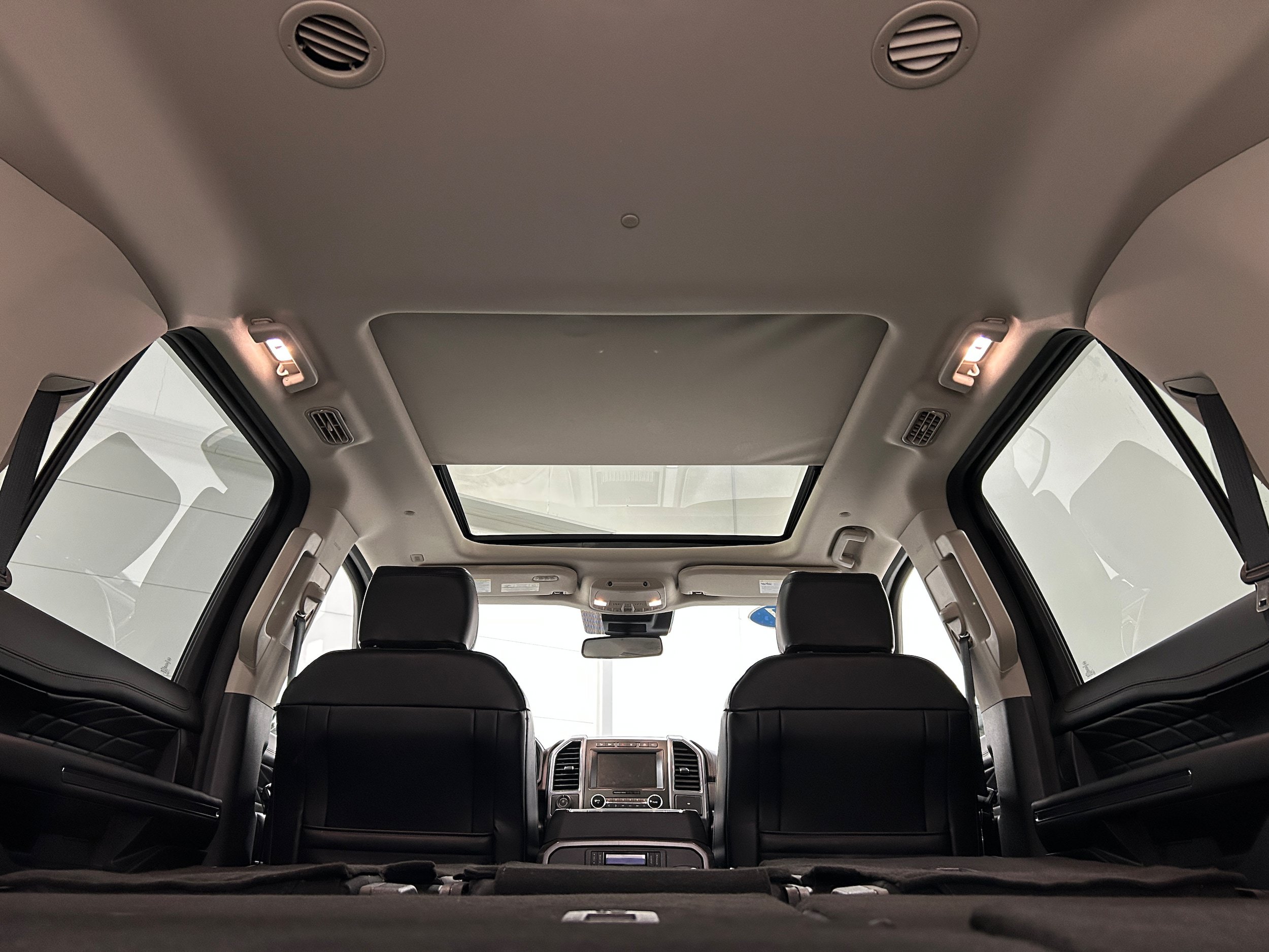 Used 2021 Ford Expedition Max Platinum AWD/4WD image 25
