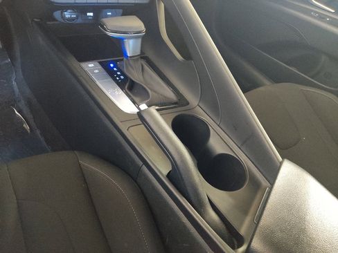 Used 2024 Hyundai Elantra SEL image 26