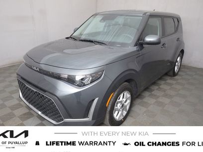 New 2025 Kia Soul LX
