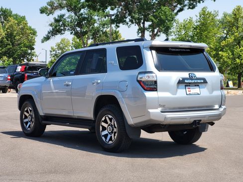 Certified 2024 Toyota 4Runner TRD Off-Road Premium AWD/4WD image 4