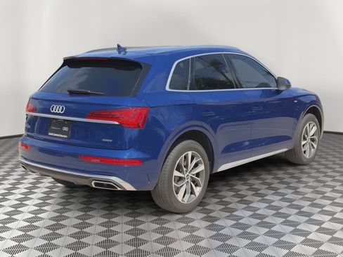 Used 2023 Audi Q5 2.0T Premium w/ Convenience Package AWD/4WD image 9