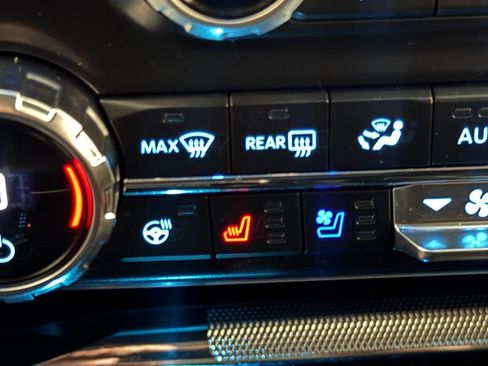 Used 2021 Ford F150 Lariat w/ Equipment Group 502A High image 52