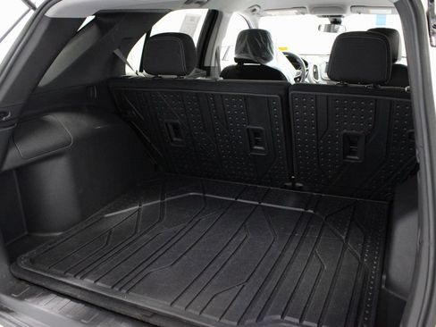 Used 2024 Chevrolet Equinox LS w/ LS Convenience Package AWD/4WD image 12