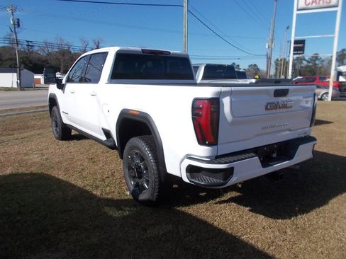 New 2026 GMC Sierra 2500 AT4 w/ AT4 Premium Plus Package image 6