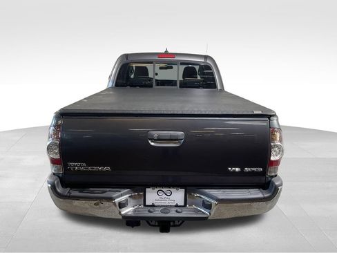 Used 2015 Toyota Tacoma 4x4 Access Cab V6 w/ SR5 Package image 8