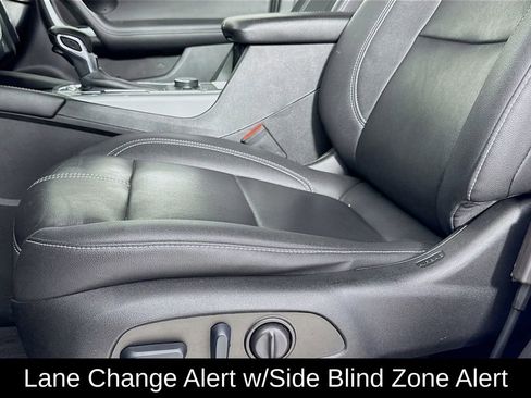 Used 2023 Chevrolet Blazer LT FWD image 23