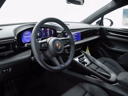 Certified 2026 Porsche Macan Electric RWD image 4