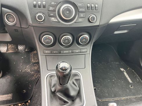 Used 2013 MAZDA MAZDA3 i Touring FWD image 19