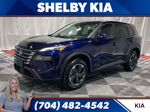 Used 2024 Nissan Rogue SV AWD/4WD image 1