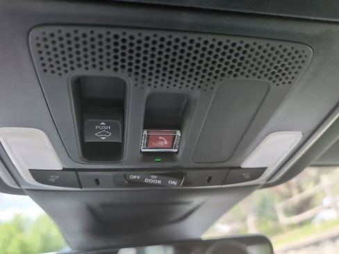 Used 2026 Honda CR-V Sport Touring image 18