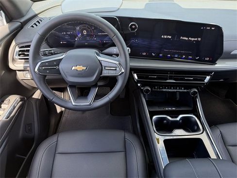 New 2026 Chevrolet Traverse LT w/ Driver Confidence Package image 11