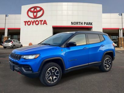 Used 2025 Jeep Compass Trailhawk