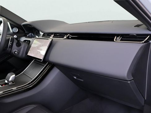 New 2026 Land Rover Range Rover Evoque Dynamic SE image 19