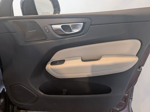 Used 2026 Volvo XC60 B5 Plus w/ Climate Package image 30