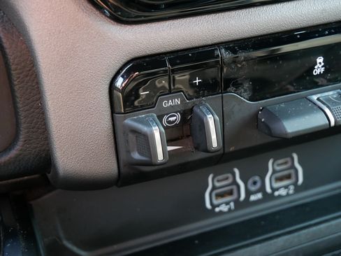 Used 2025 RAM 1500 Big Horn AWD/4WD image 30