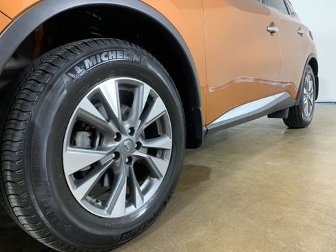 Used 2017 Nissan Murano SL w/ SL Technology Package image 2
