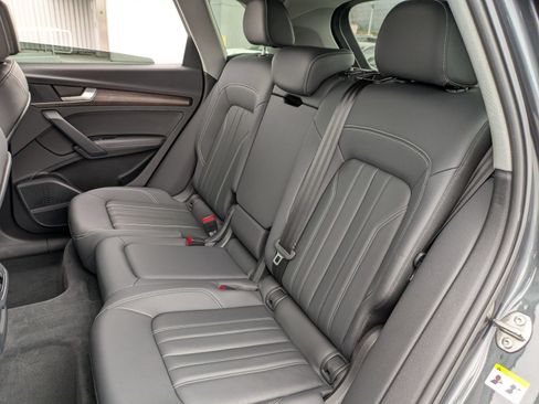 Used 2023 Audi Q5 2.0T Premium Plus AWD/4WD image 31