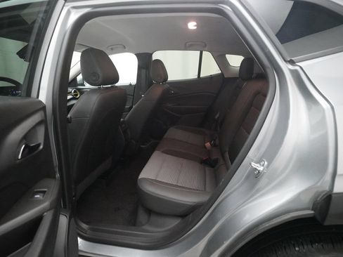Used 2024 Chevrolet Trax LT w/ Driver Confidence Package FWD image 24