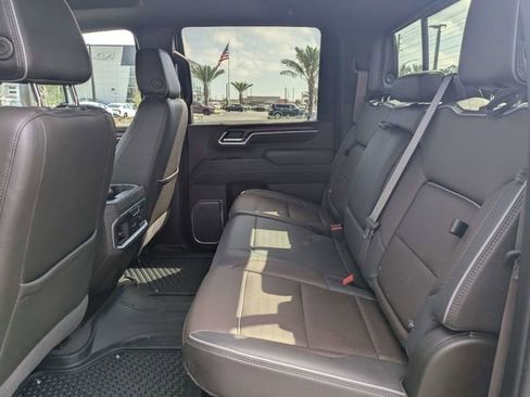 Used 2024 GMC Sierra 2500 Denali w/ Denali Reserve Package image 13