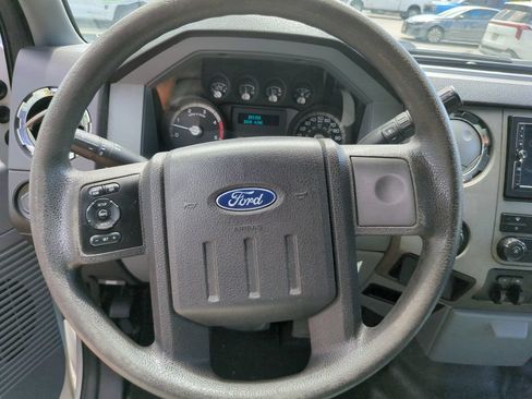 Used 2011 Ford F350 XLT w/ XLT Interior Pkg AWD/4WD image 26