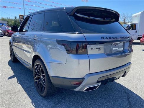 Used 2020 Land Rover Range Rover Sport SE image 3