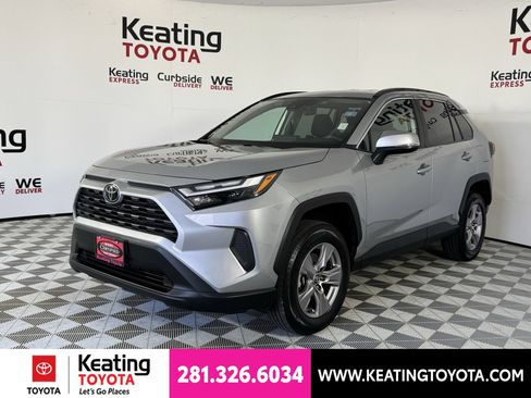 Certified 2025 Toyota RAV4 XLE AWD/4WD image 10