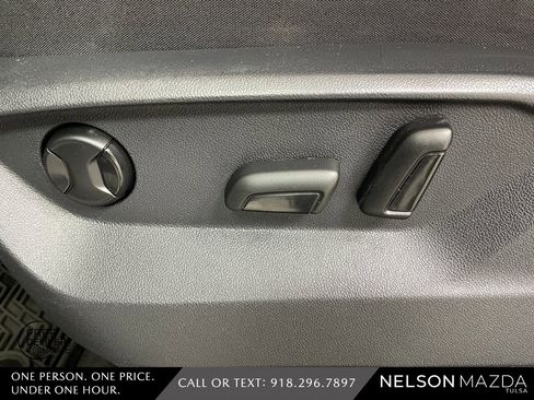 Used 2019 Volkswagen Atlas SE image 19