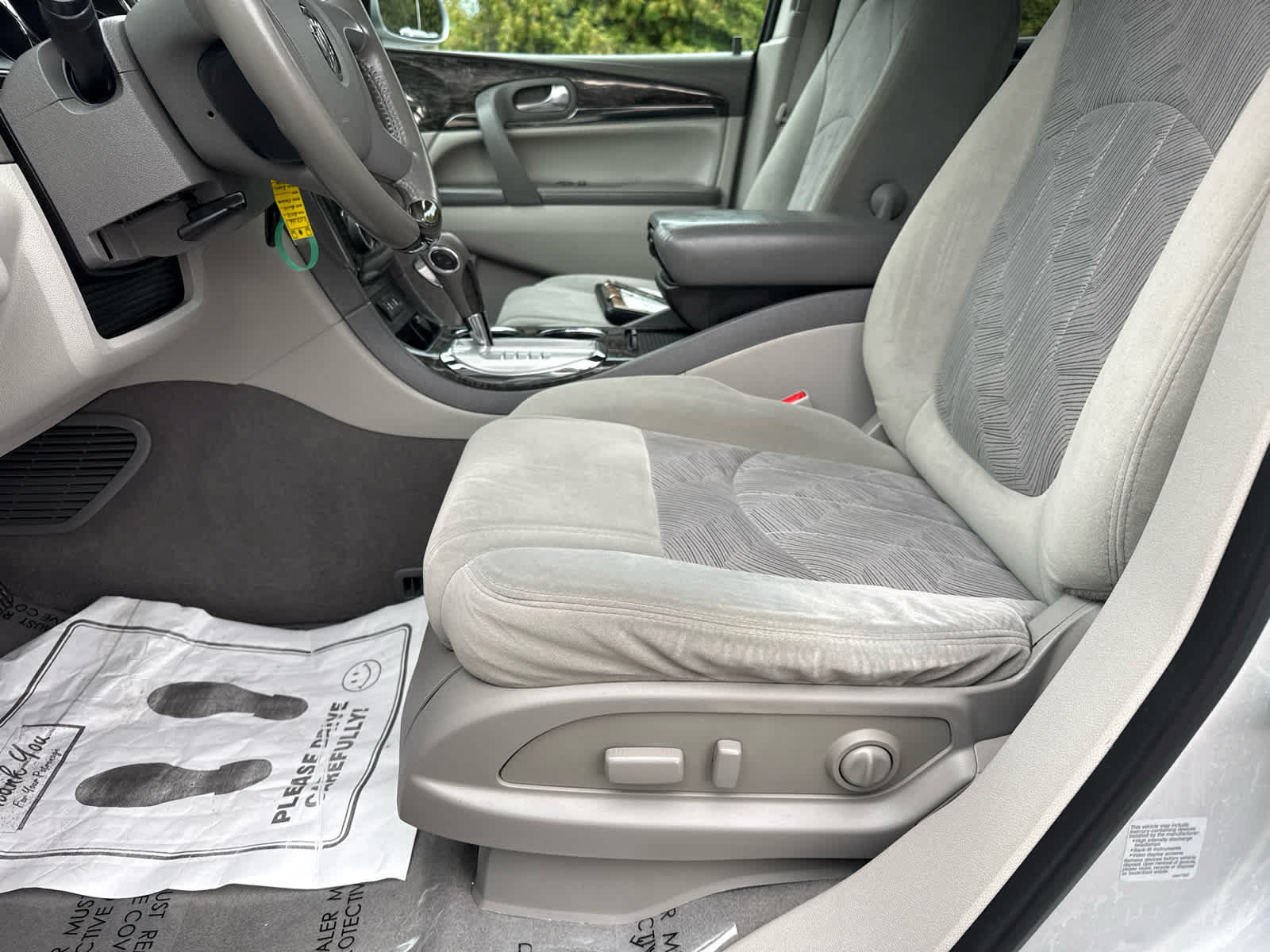 Used 2014 Buick Enclave Convenience AWD/4WD image 11