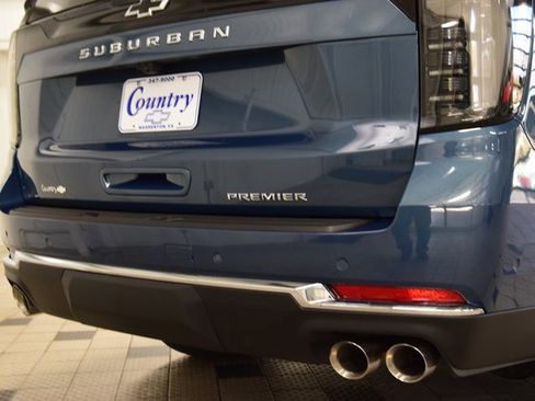 New 2026 Chevrolet Suburban Premier w/ Sun And Tow Package image 21