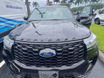Used 2025 Ford Explorer ST-Line w/ Premium Package