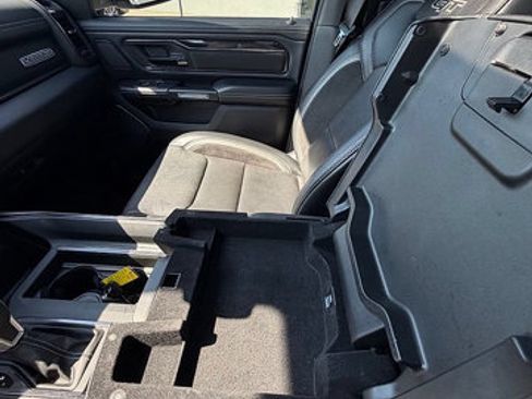 Used 2022 RAM 1500 Laramie AWD/4WD image 65