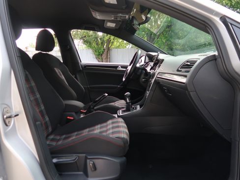 Used 2015 Volkswagen GTI S FWD image 25