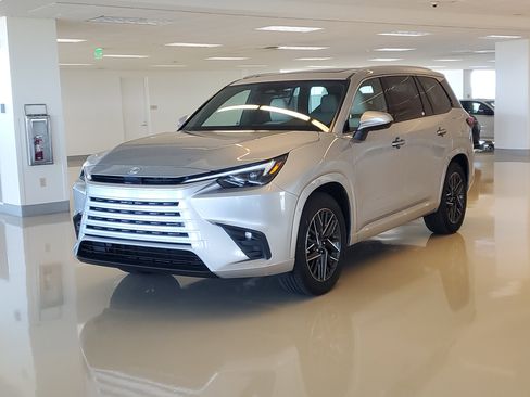 Certified 2026 Lexus TX 350 AWD w/ Technology Package image 6