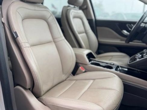 Certified 2022 Lincoln Corsair Grand Touring AWD/4WD image 29