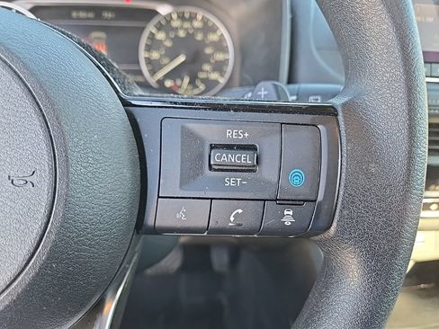 Used 2023 Nissan Rogue SV AWD/4WD image 20