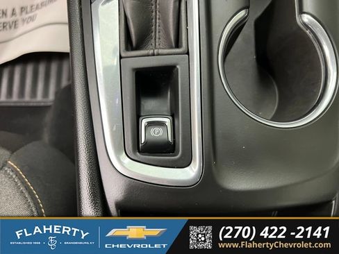 Used 2019 Chevrolet Equinox LT w/ Sun & Navigation Package FWD image 32