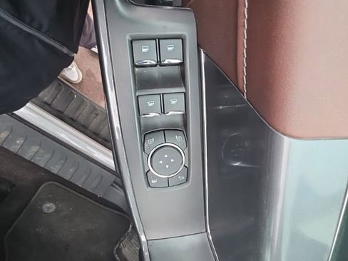 Used 2022 Ford F150 Lariat w/ Equipment Group 502A High image 26