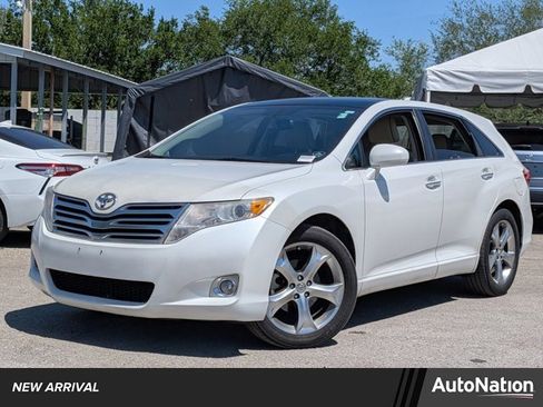 Used 2010 Toyota Venza AWD image 1
