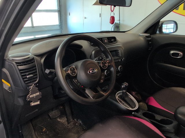 Used 2016 Kia Soul FWD image 11