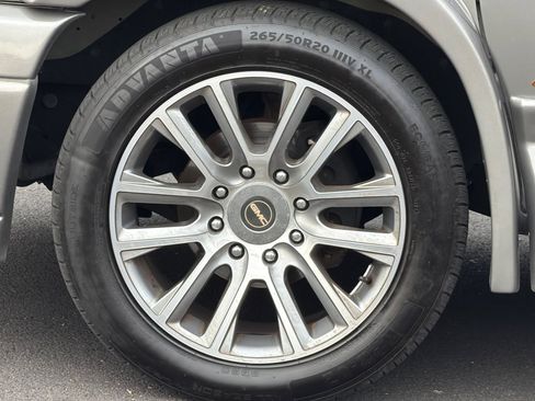 Used 2020 GMC Savana 2500 Extended w/ Enhanced Convenience Package image 27