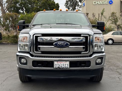 Used 2016 Ford F350 Lariat w/ Lariat Ultimate Package image 5