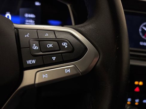 Used 2024 Volkswagen Jetta SE image 17