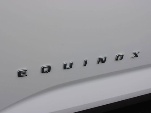 New 2026 Chevrolet Equinox LT FWD image 19