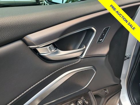 Used 2026 Acura RDX SH-AWD image 22