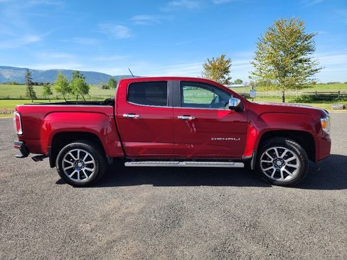 Used 2021 GMC Canyon Denali AWD/4WD image 4