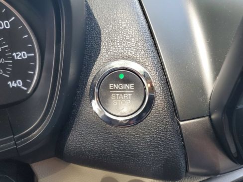 Used 2019 Ford EcoSport SE FWD image 23