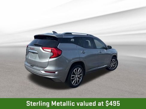 Used 2023 GMC Terrain Denali w/ Denali Premium Package AWD/4WD image 6